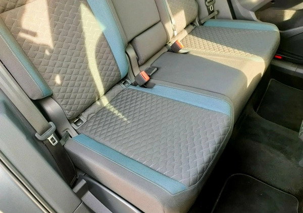 Volkswagen Tiguan cena 95500 przebieg: 143000, rok produkcji 2019 z Ostrołęka małe 562